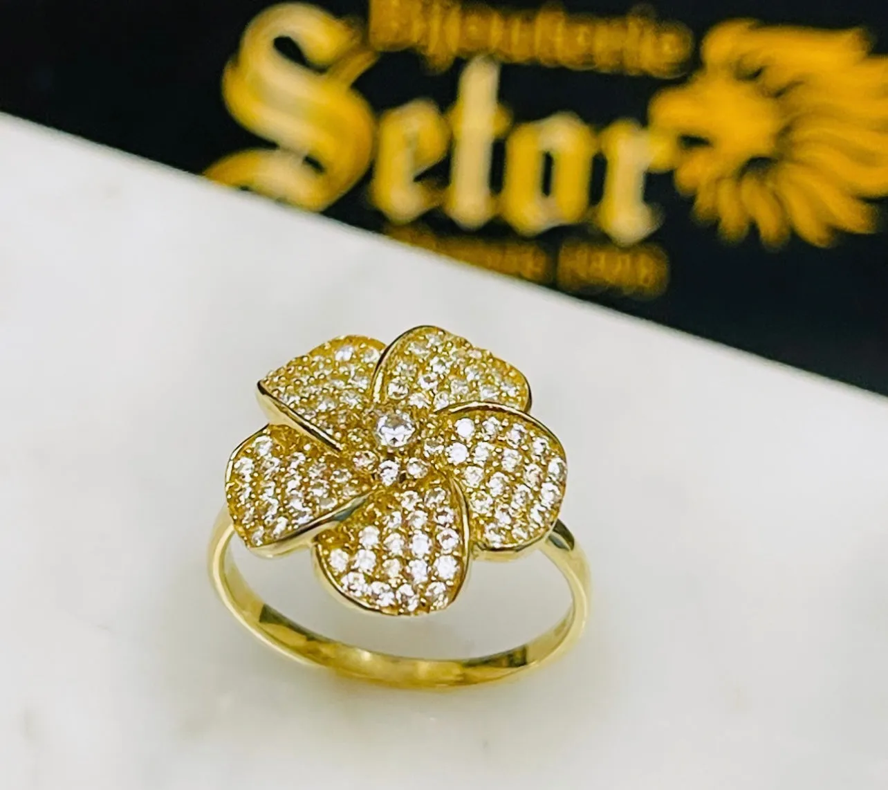 Flower ring