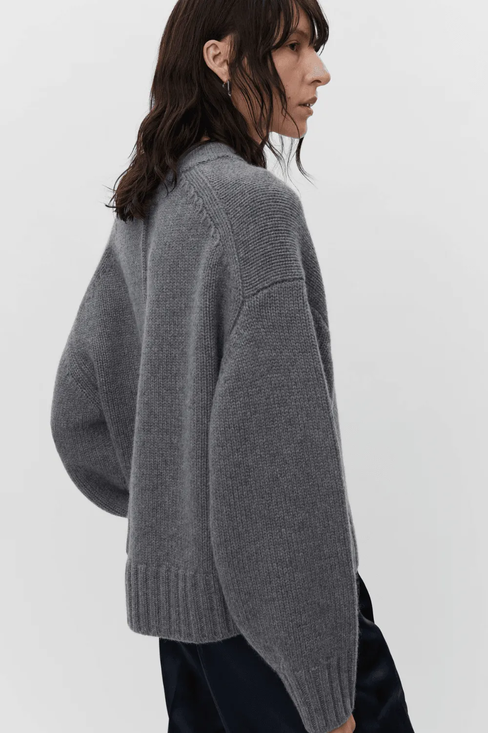 Lula - Daily Cashmere Sweater in Dark Grey Melange