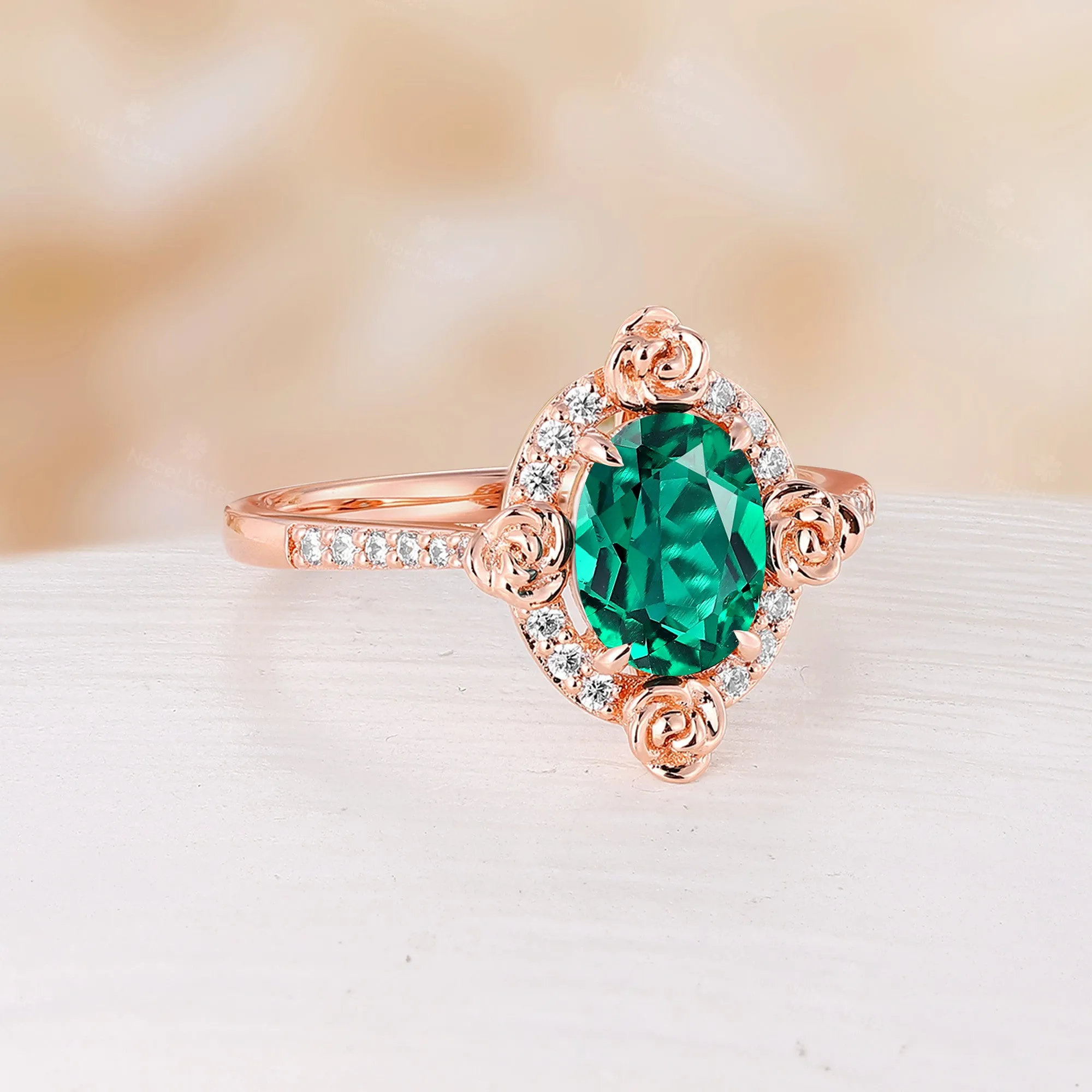 Nature Flower Oval Shape Lab Emerald Moissanite Halo Engagement Ring